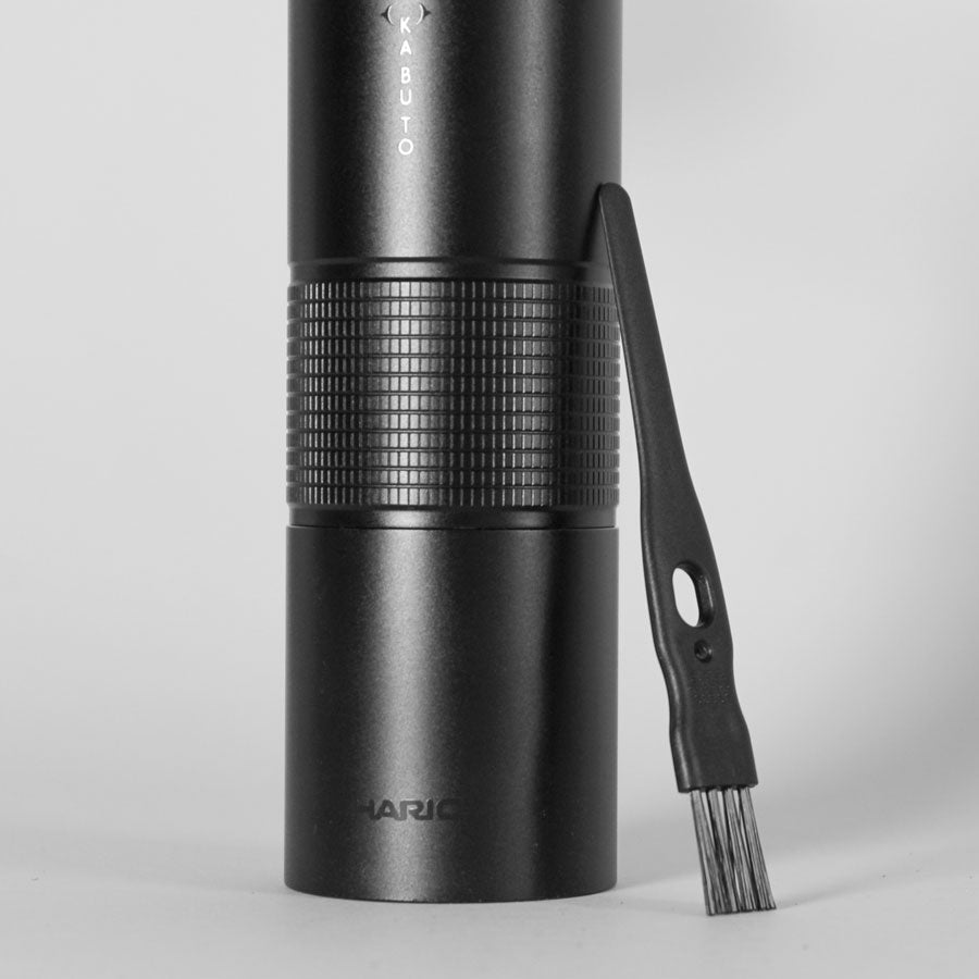 Hario Kabuto Hand-Kaffee-Mühle – Präzises Mahlen für Kaffee-Enthusiasten