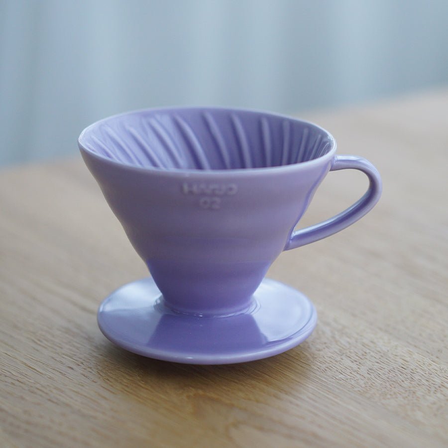 Hario Colour Edition V60-02 Keramik-Dripper (mit 40 Filtern)
