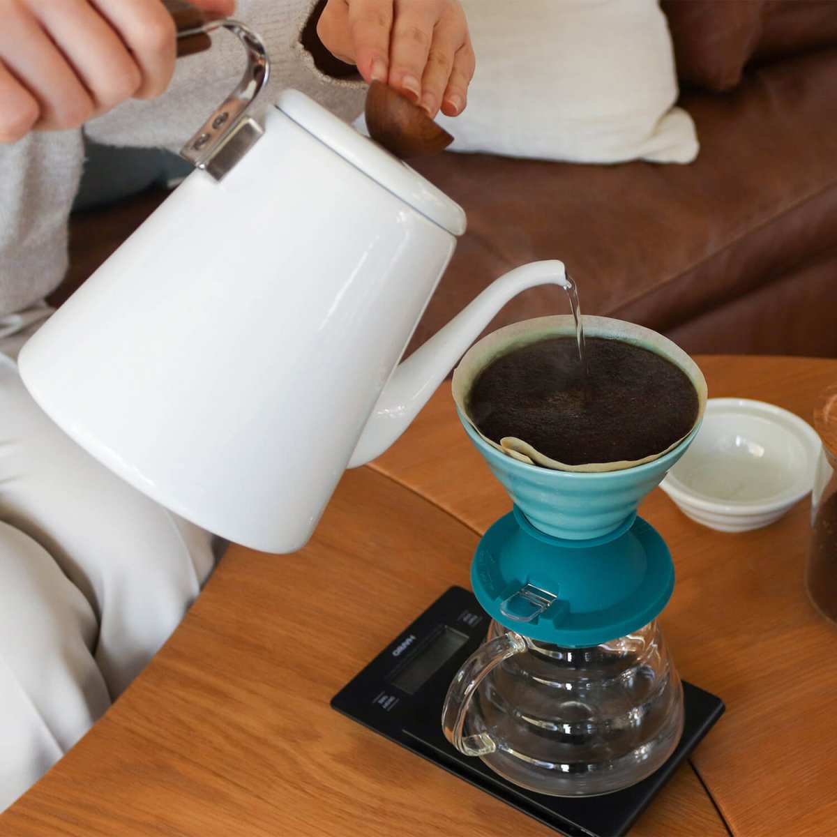 Hario Ceramic Immersion Switch V60-02 – Hybrid-Brewer (Immersion + Pour-Over)