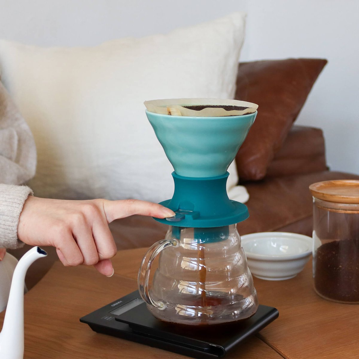 Hario Ceramic Immersion Switch V60-02 – Hybrid-Brewer (Immersion + Pour-Over)