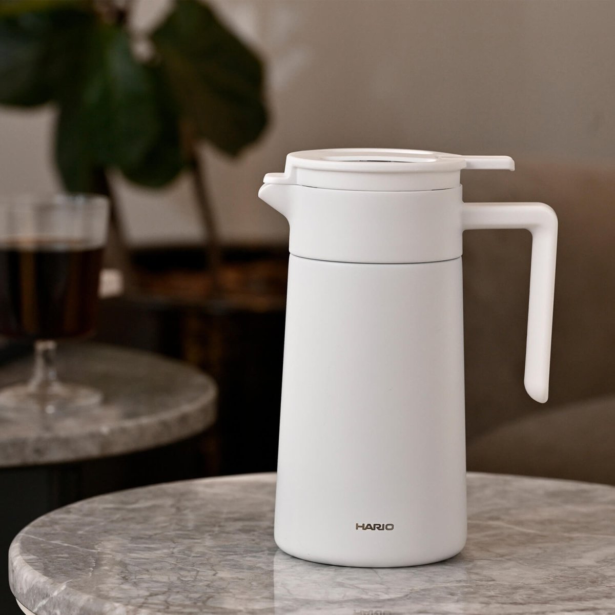 Hario Thermo-Server mit Keramik-Beschichtung – 600 ml isolierte Kaffee-Karaffe
